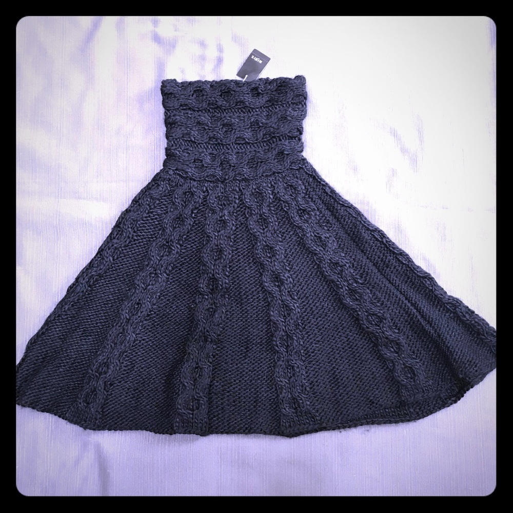 **NWT**GIRL’S BLACK KNIT PONCHO